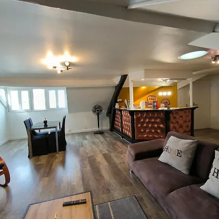 Centre Spacieux Quartier Anime Apartment *