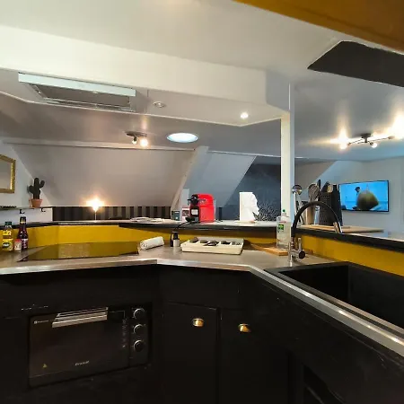 Centre Spacieux Quartier Anime Apartment
